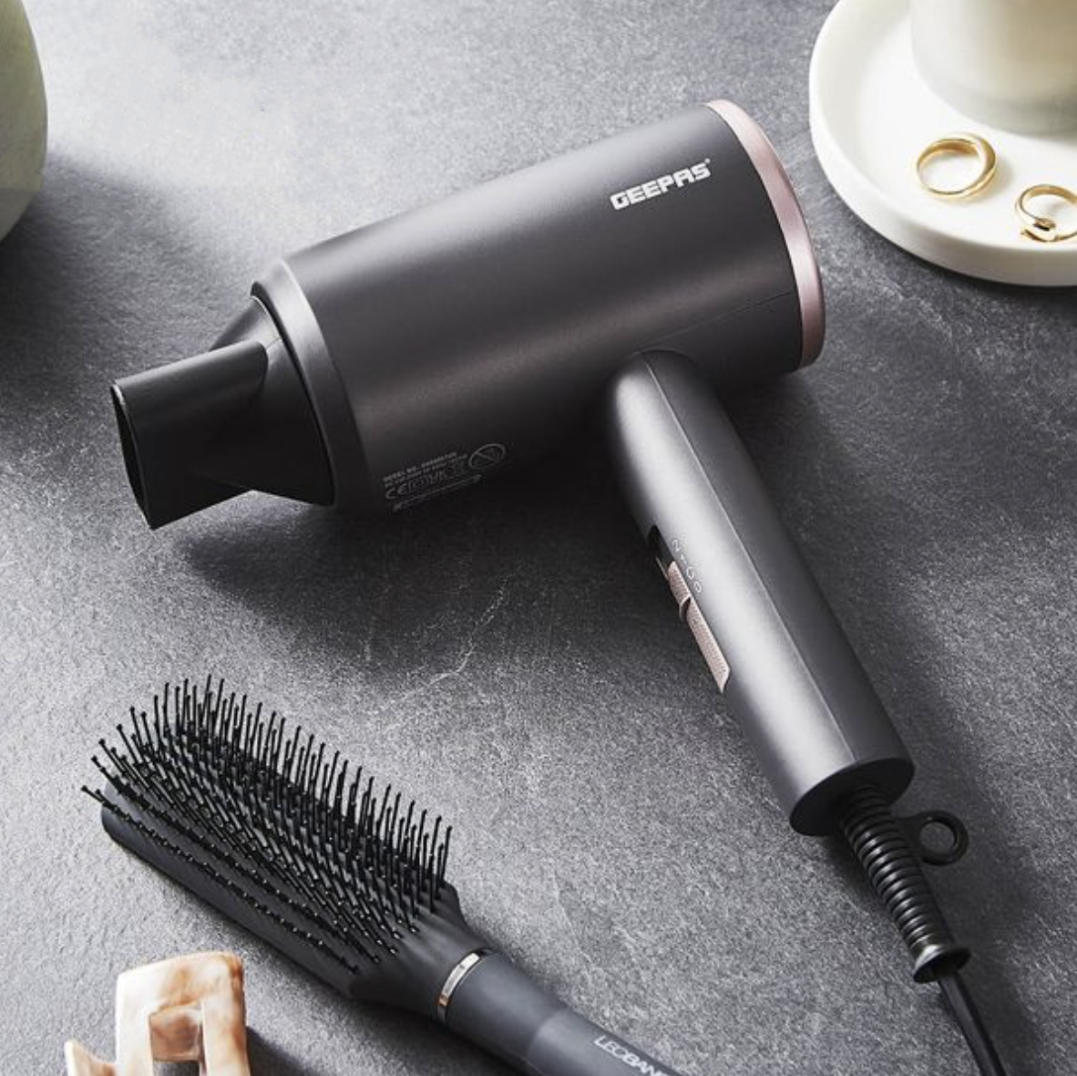 1800W Dual Action Hair Dryer