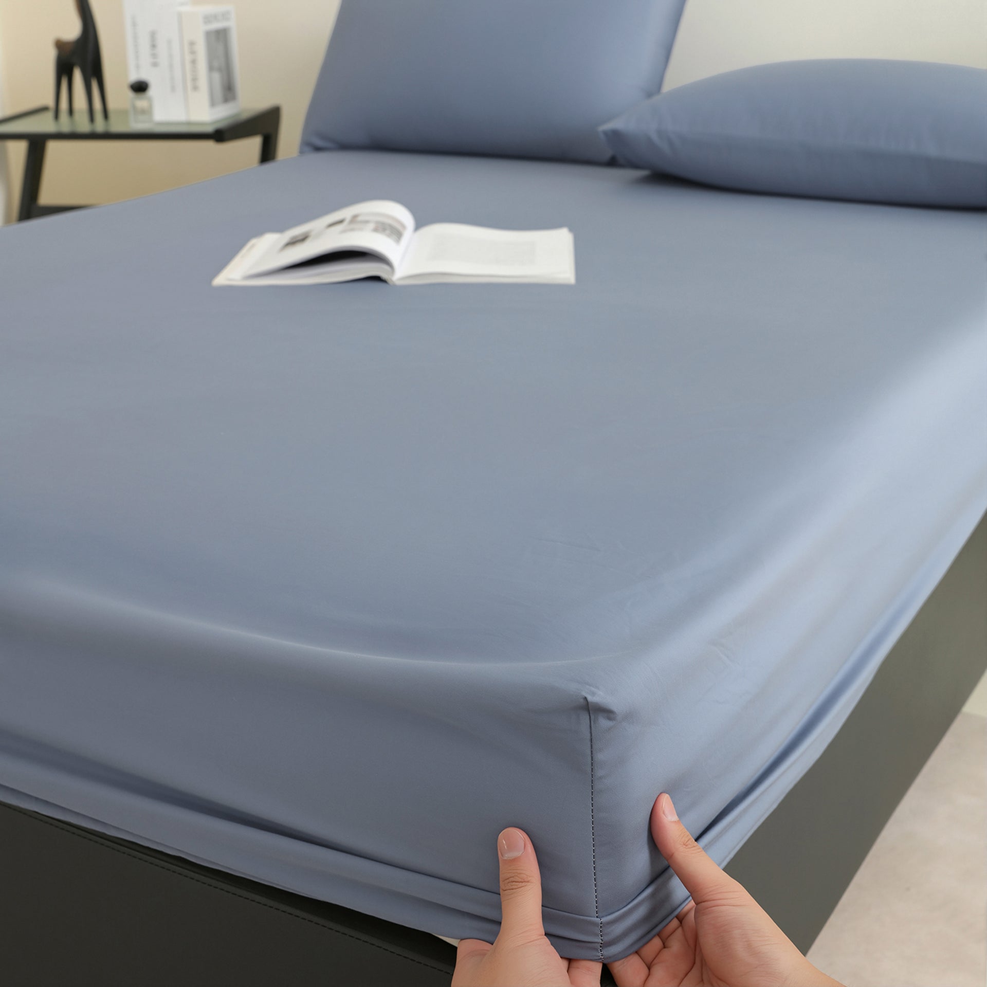Luxury – Thames Blue | Cotton Sateen Fitted Sheet