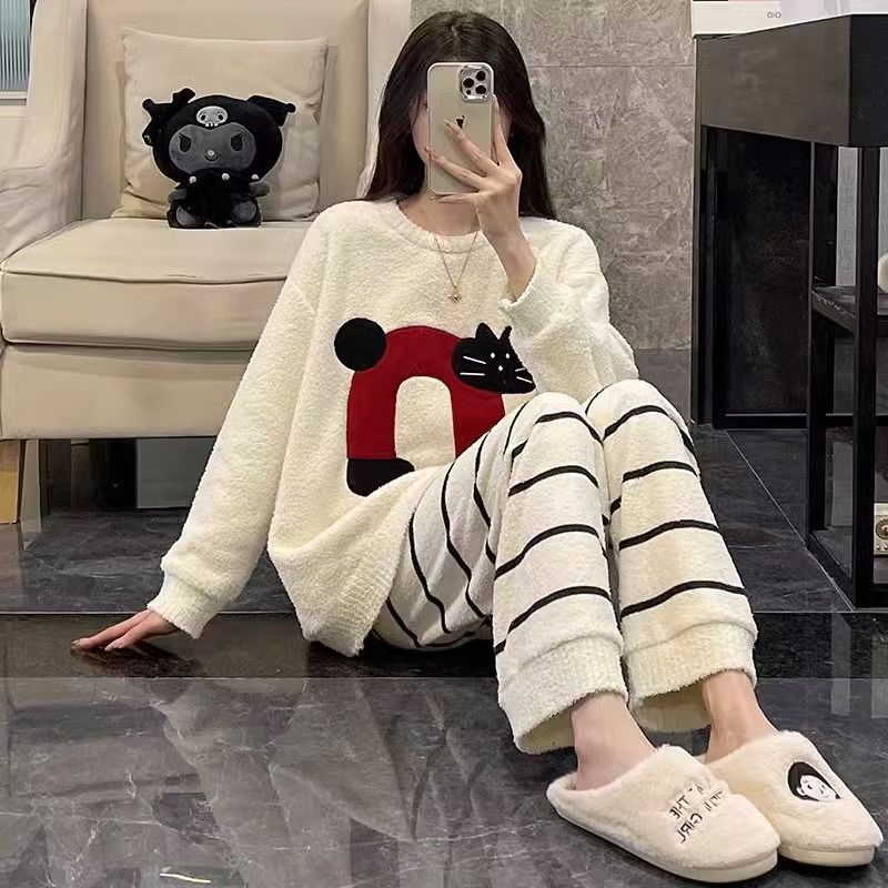 Half-Side Fleece Pajamas with Cat Print