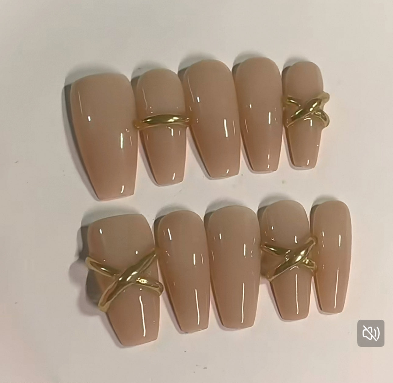 Simple Nude Nail Art (Size M)
