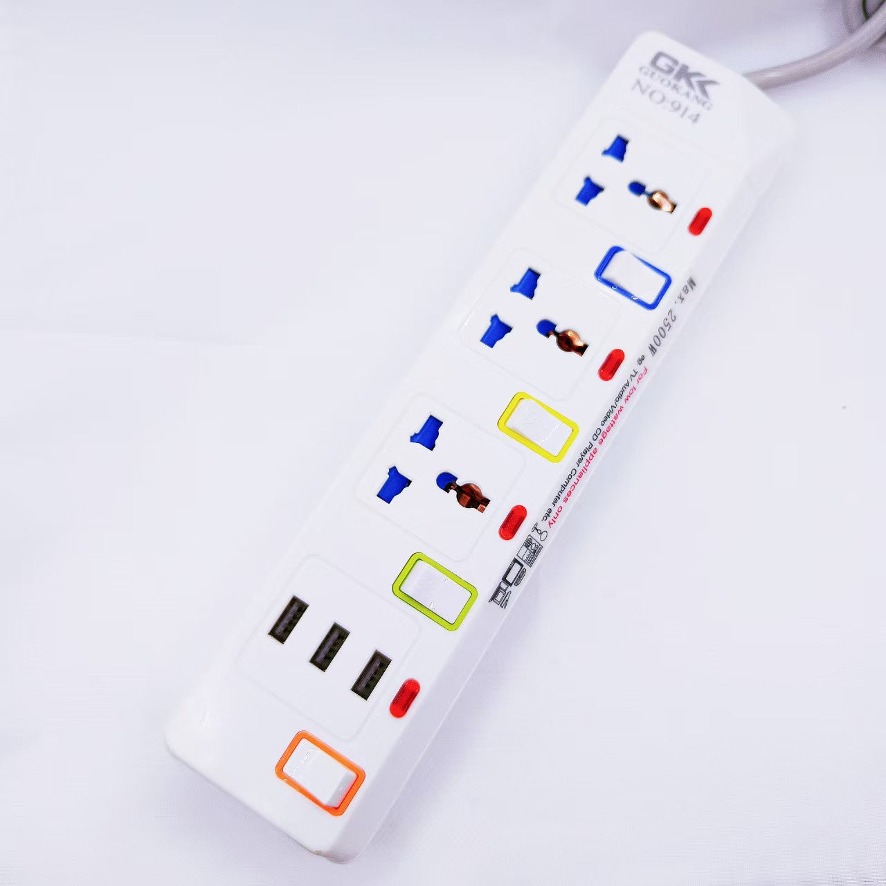 UK Standard Multi-Socket Power Strip with 3 Outlets & 3 USB Ports