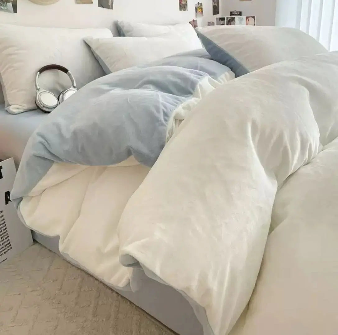 Winter Limited-Lake Blue and White Milk Fleece | Premium Duvet Cover Set (Duvet Cover + Pillowcase) UKRABBIT ESSENTIAL